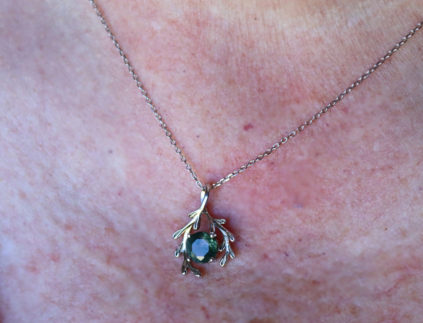 Vine Moss Agate Necklace